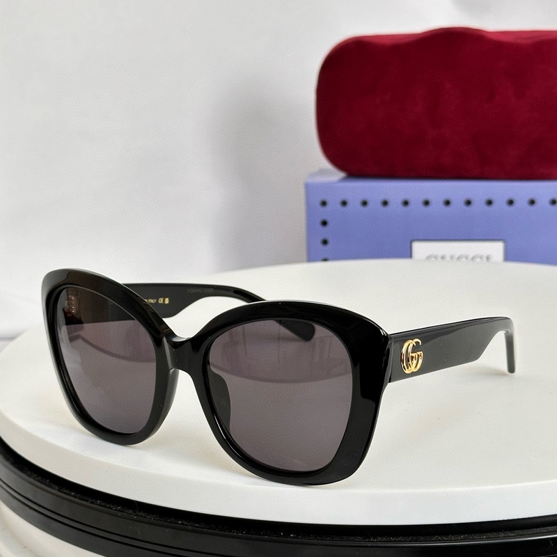 Gucci Sunglasses 310